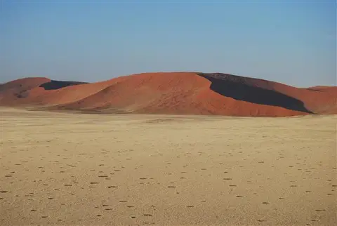 21.04.200906.58.16Sesriem-Rostock-Ballonfahrt-2-3.JPG