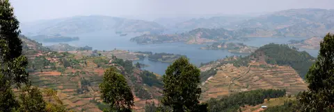 Bunyonyi_Panorama2.jpg
