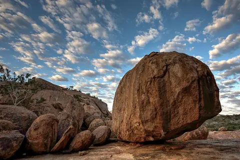 2096Ameib08052017_tonemapped.jpg
