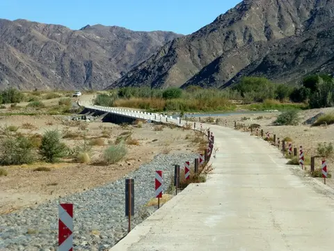 h99cf70c.JPG