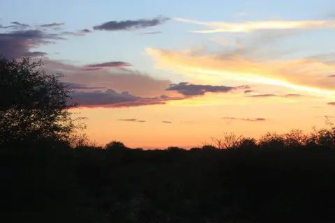 h04b806c.jpg