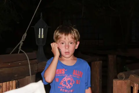 he564134.JPG
