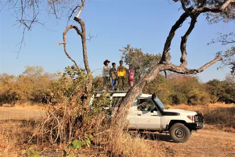 Kuti-Auto1.jpg