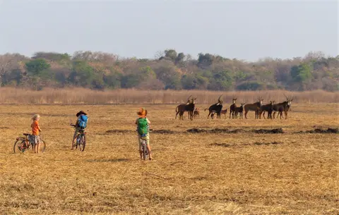 Kuti-Landschaft-Fahrrad2.jpg