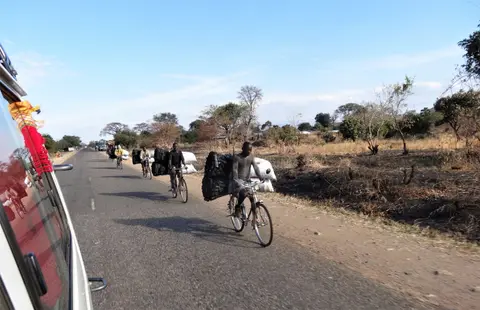 Malawi-Straße2.jpg