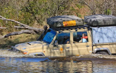 Botswana_KhwaiRiver_002.jpg