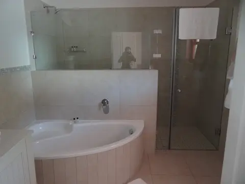 hd7aaa04.JPG