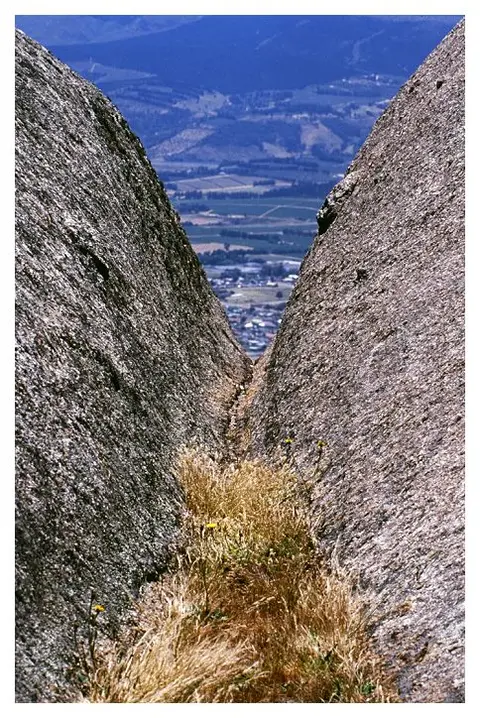 h1e0f166.jpg