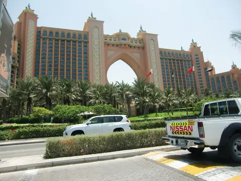 hc55a802.JPG