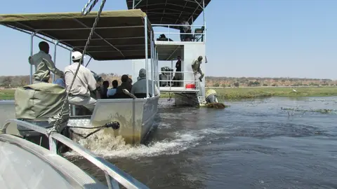 h3930051.jpg