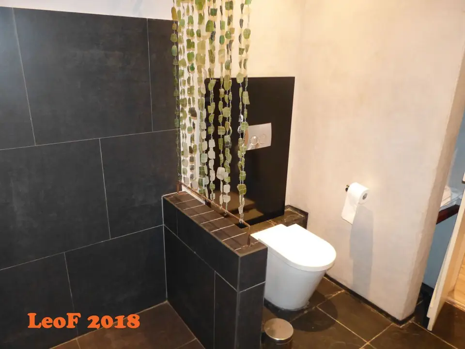 1006_SA1806_10220_fo.jpg