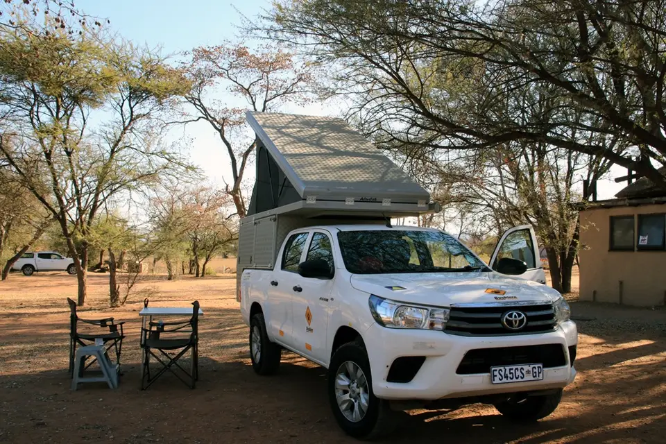 09_12_03_Camper.JPG