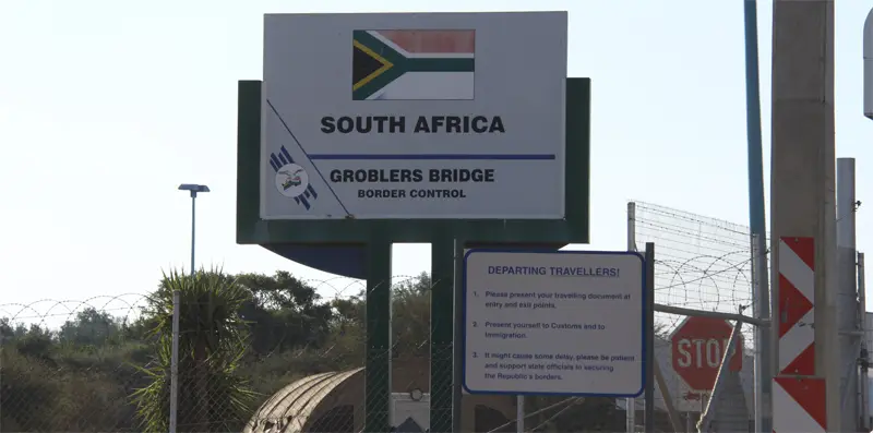 GroblersBridge0102.jpg