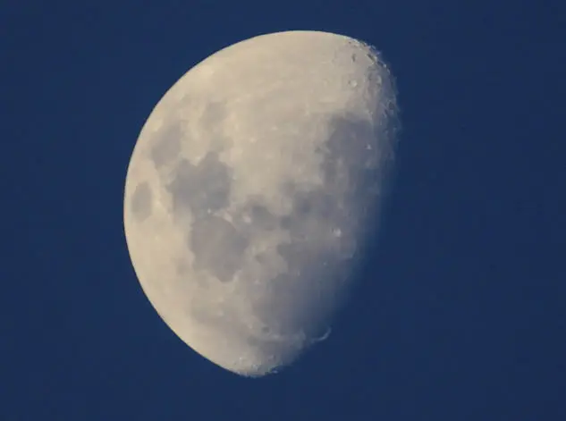 mond.jpg