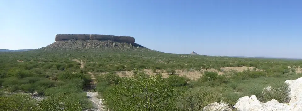 093aWanderungsdlicherPlateauberg.jpg