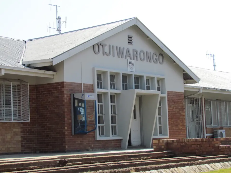 IMG_3758bahnhofotji.JPG