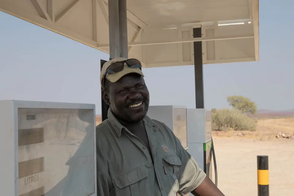 2-namiba-2017-5140.jpg