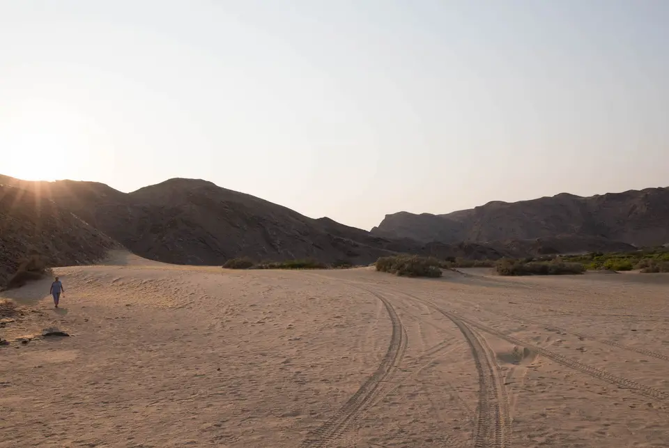2-namiba-2017-5171.jpg
