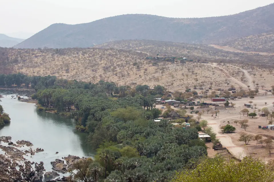 38-namiba-2017-9355.jpg