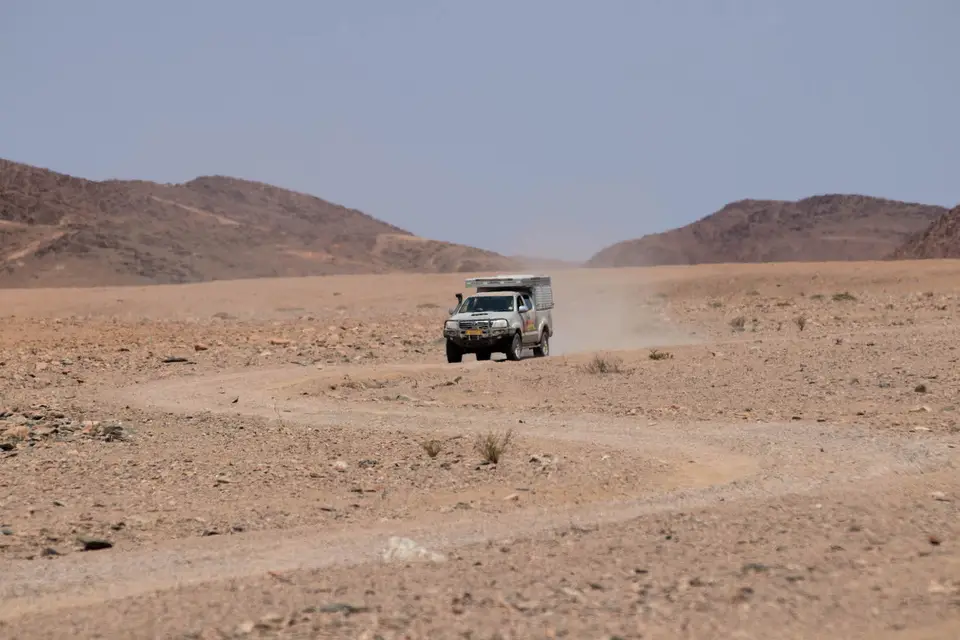 6-namiba-2017-5316.jpg