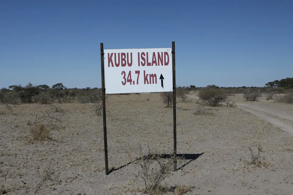 WegnachKubuIsland2.JPG