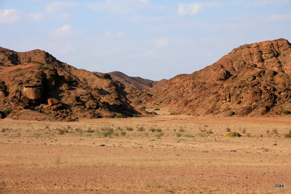 h2097084.JPG