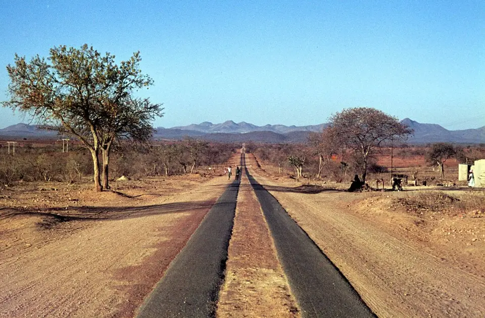 9_Zimstriproad1970.jpg