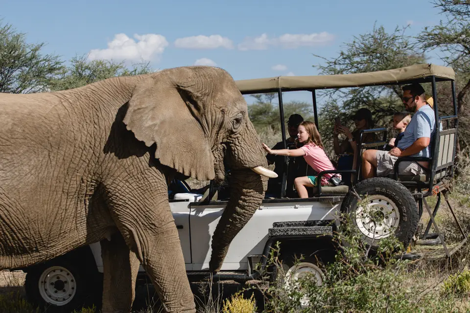 012-Namibia_Reisebericht_2023-2-3-4-5-6.jpg
