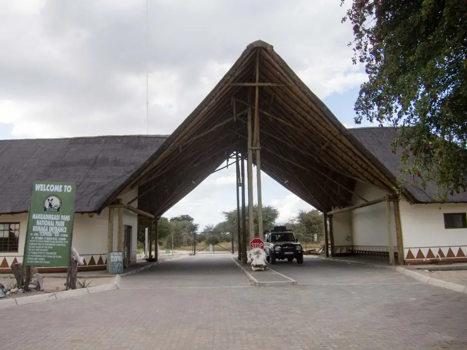 h2b48914.jpg