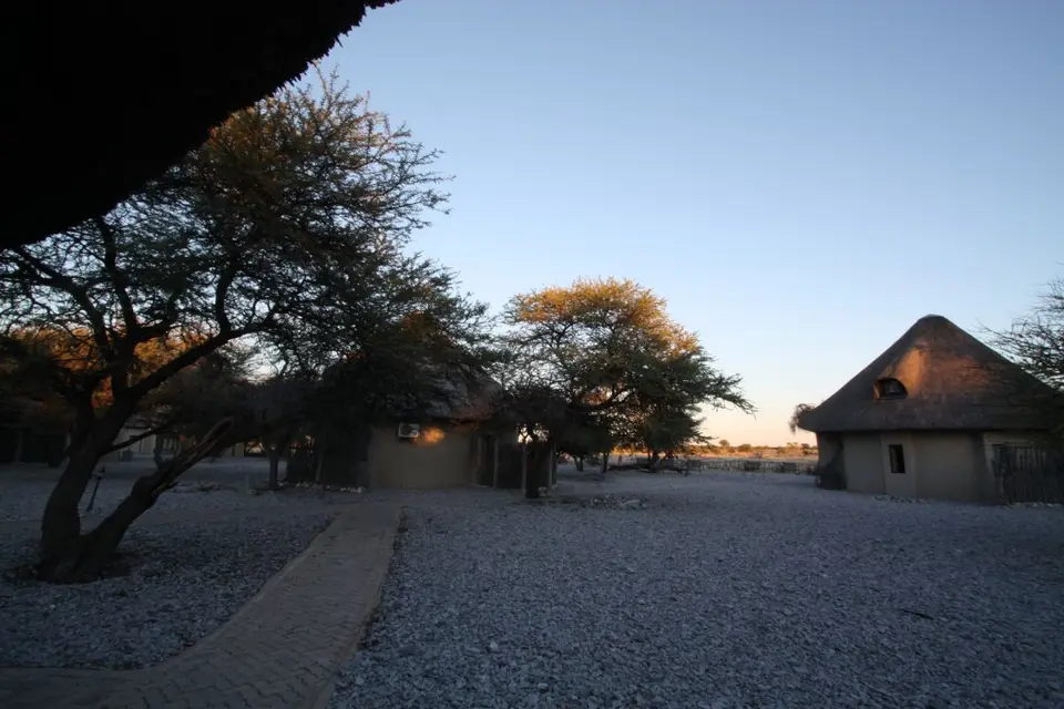 hb3700d5.JPG