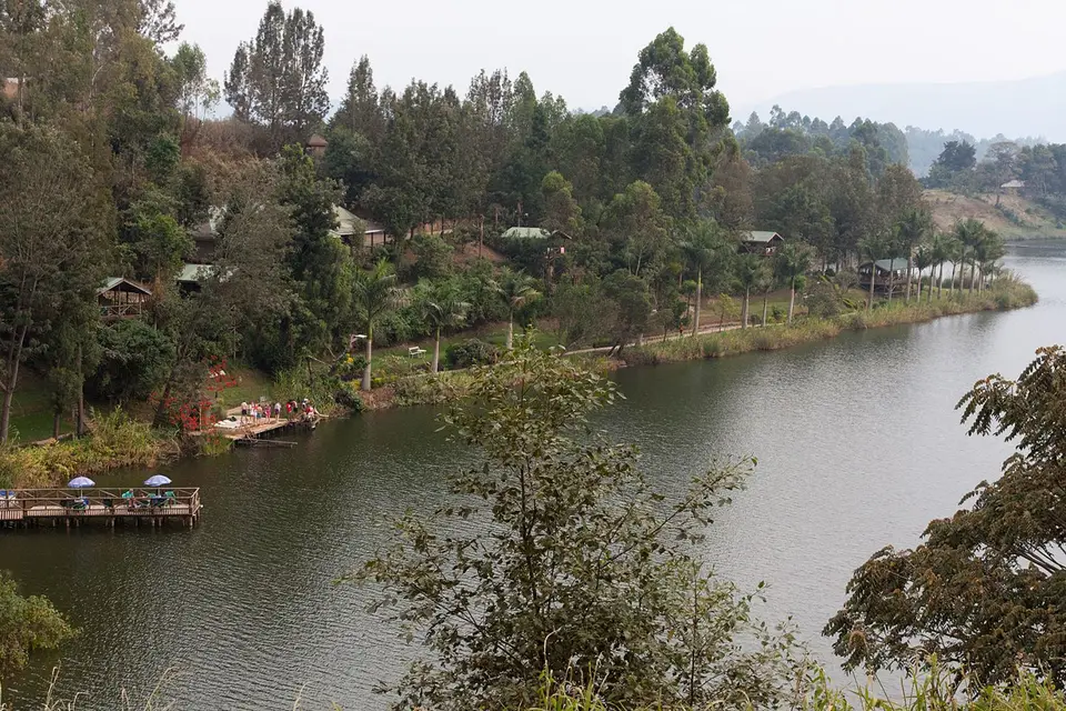Lake-Bunyonyi-Overland-R_1.jpg