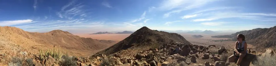 hfb04cac.jpg