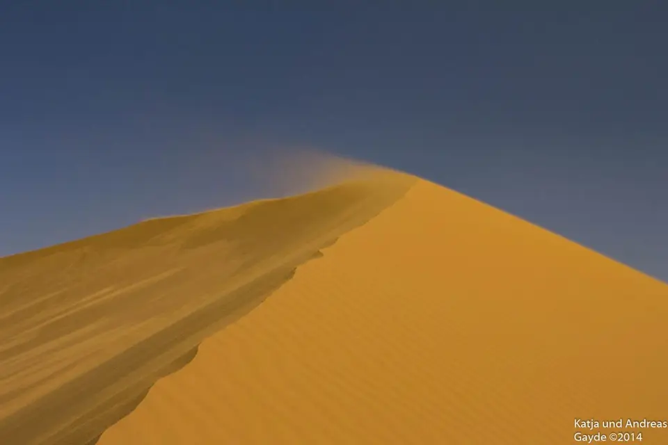 h76b4a65.jpg