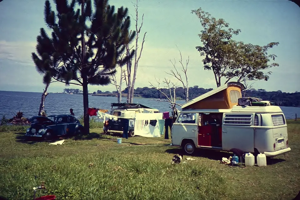 UgandaLakeVictoriabeiEntebbe.jpg
