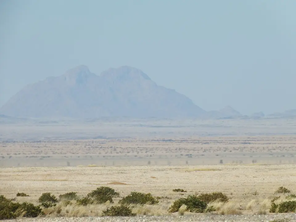 hb722194.JPG