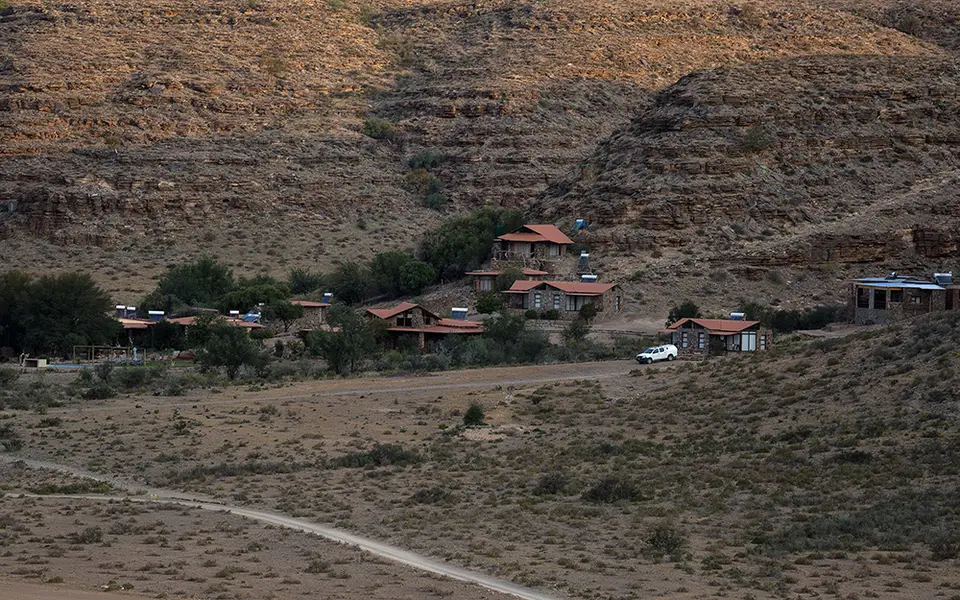 1625ZebraRiverLodge01052017.jpg