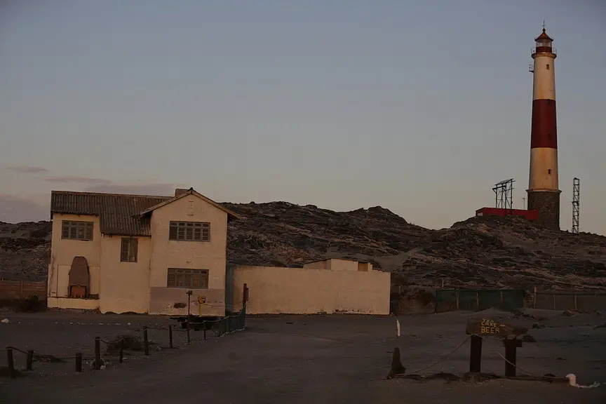 h39016ab.JPG