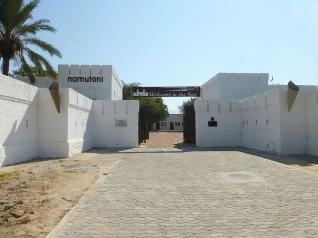 h129016b.JPG