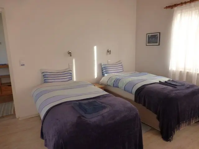 h287024f.JPG