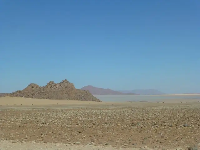 h6f06c44.JPG