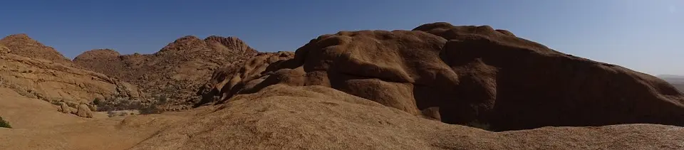 Namibia_(77)-2-3-4.jpg