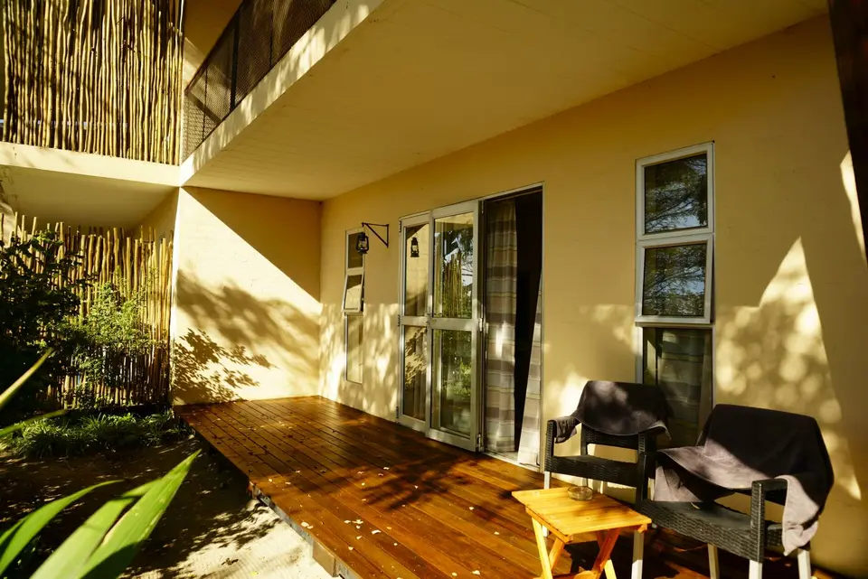 VerandavordemZimmer.JPG