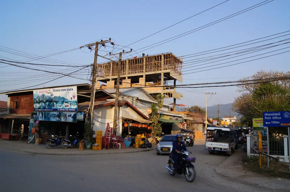 01360285-VangVieng.JPG