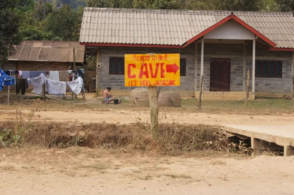 01660328-VangVieng.JPG