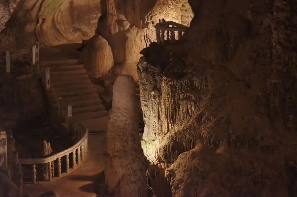 02760518-VangViengThamChangHöhle.JPG