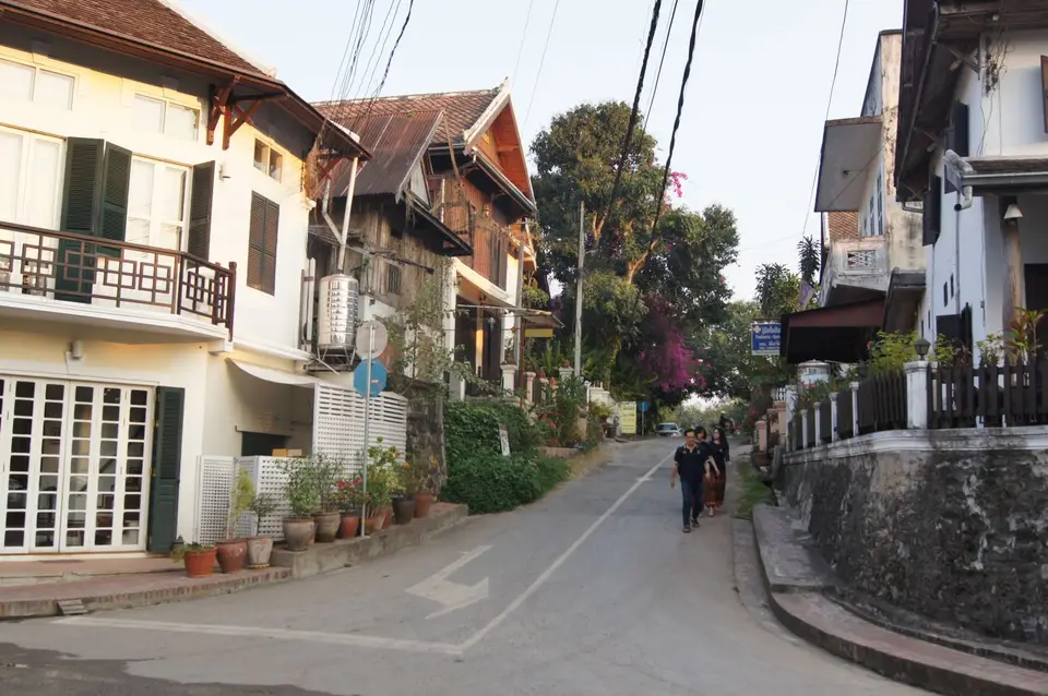 03690716-LuangPrabang.JPG