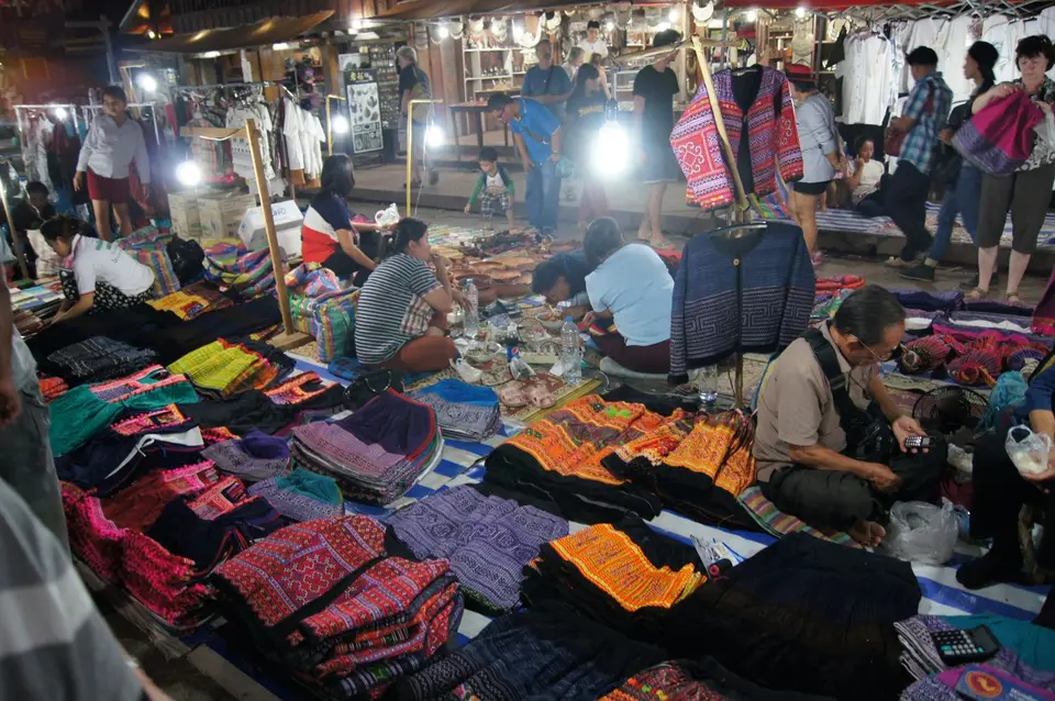 04040769-LuangPrabangNachtmarkt.JPG