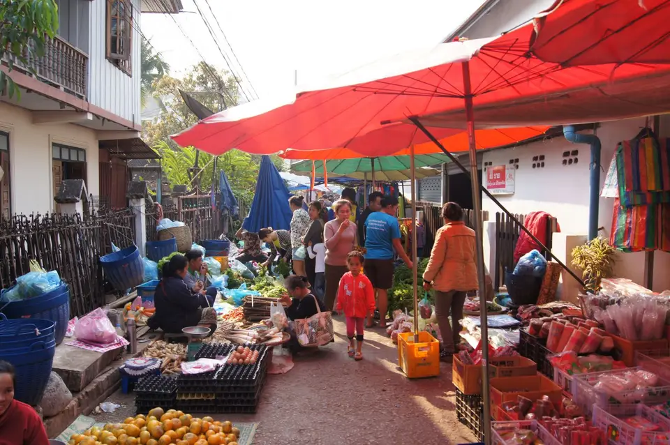 04180791-LuangPrabangMarkt.JPG