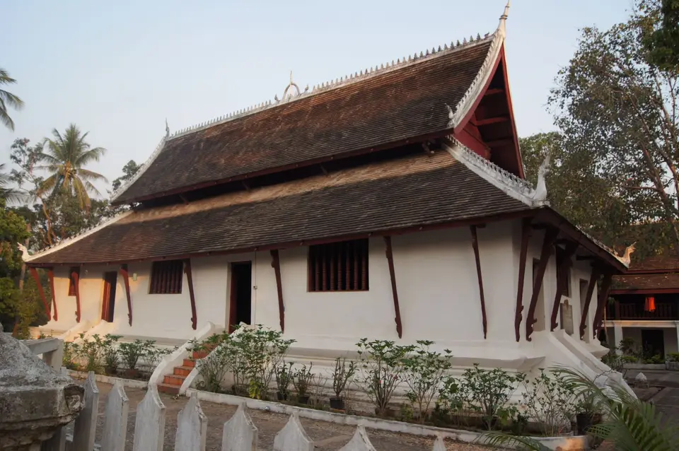 06981351-LuangPrabangWatPakKhanKhammungkhun.JPG