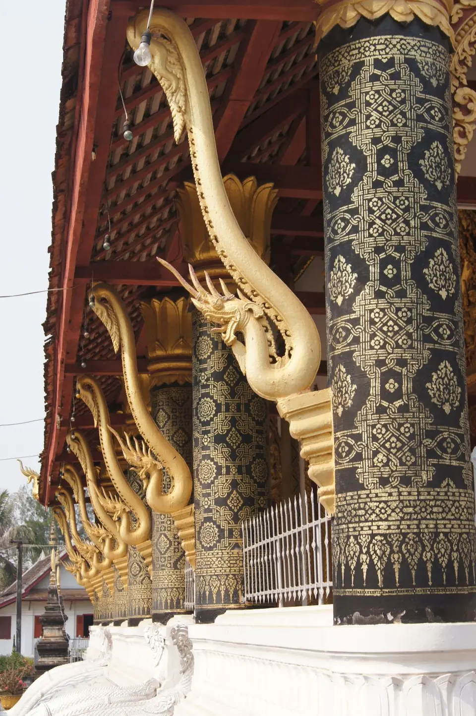 07371413-LuangPrabangWatPhramahathatRajbovoravihane.JPG